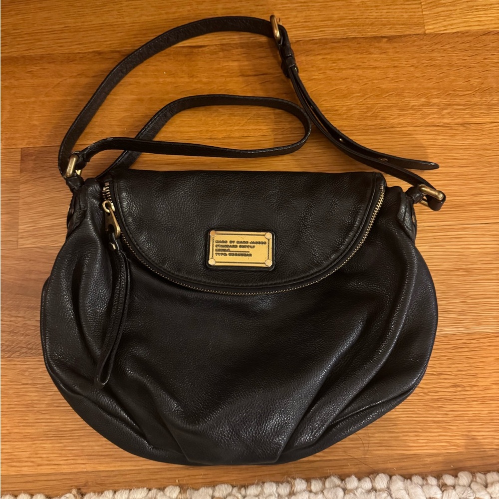Marc by Marc Jacobs Classic Q Natasha Black Leather Crossbody Bag M3PE085